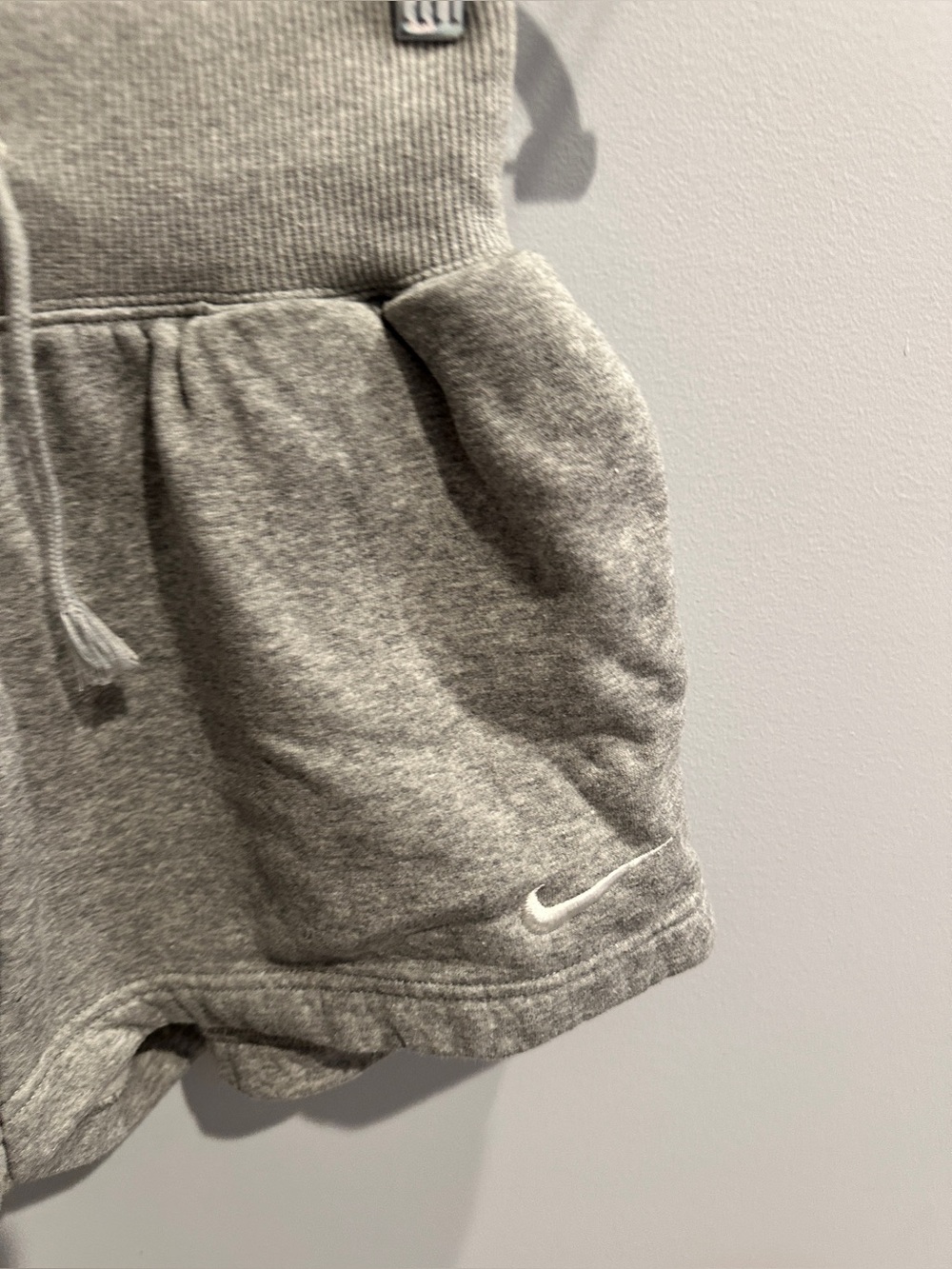 Nike Women’s Light Gray Fleece Drawstring Athletic Shorts - Picture 6 of 8